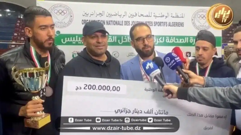 بالفيديو: تقرير رياضي رائع “نجاح باهر لدورة الصحافة لكرة القدم داخل الصالة ودزاير توب تصنع الحدث بخرجة انسانية