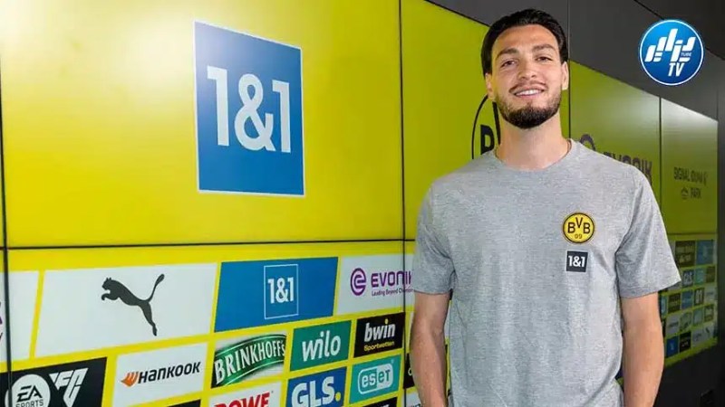 سيباستيان كيل المدير الرياضي لدورتموند: “بن سبعيني يجيد اللعب بين محوري الدفاع والهجوم ولهذا تعاقدنا معه”