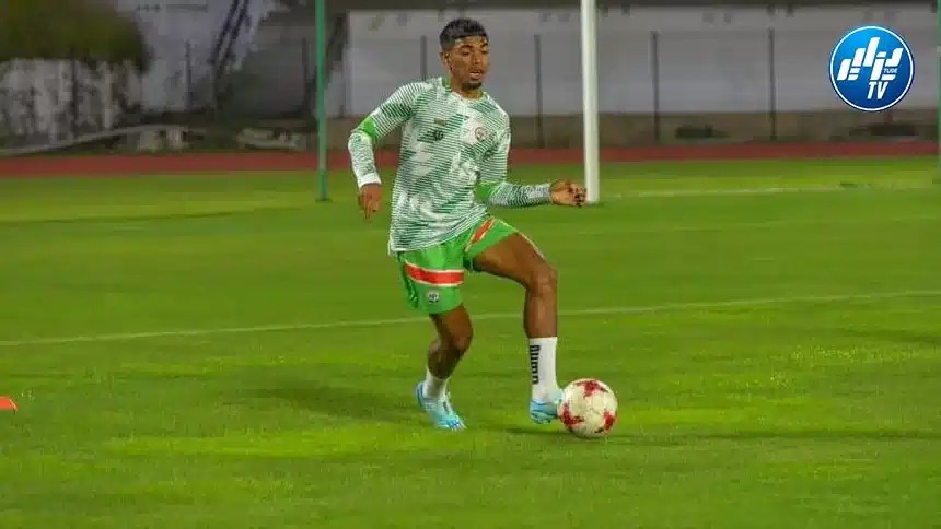 رازا يلتحق بأرل أفينيون الفرنسي