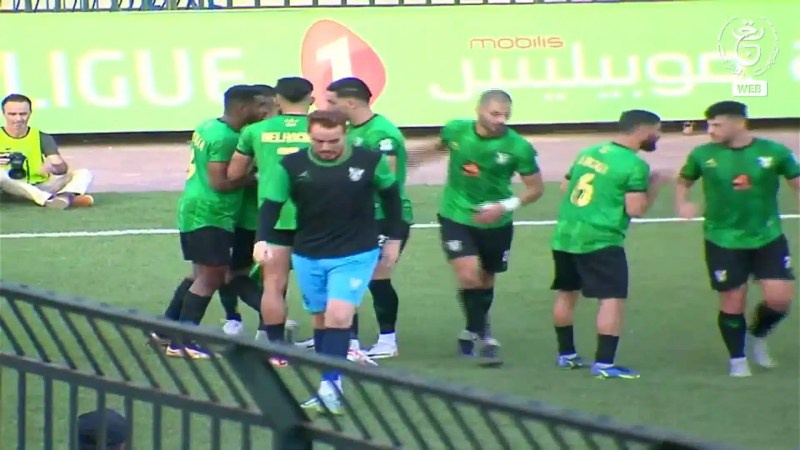 الدوري الجزائري : شباب قسنطينة يفوز على المولودية و أولمبي شلف يتعادل مع بن عكنون