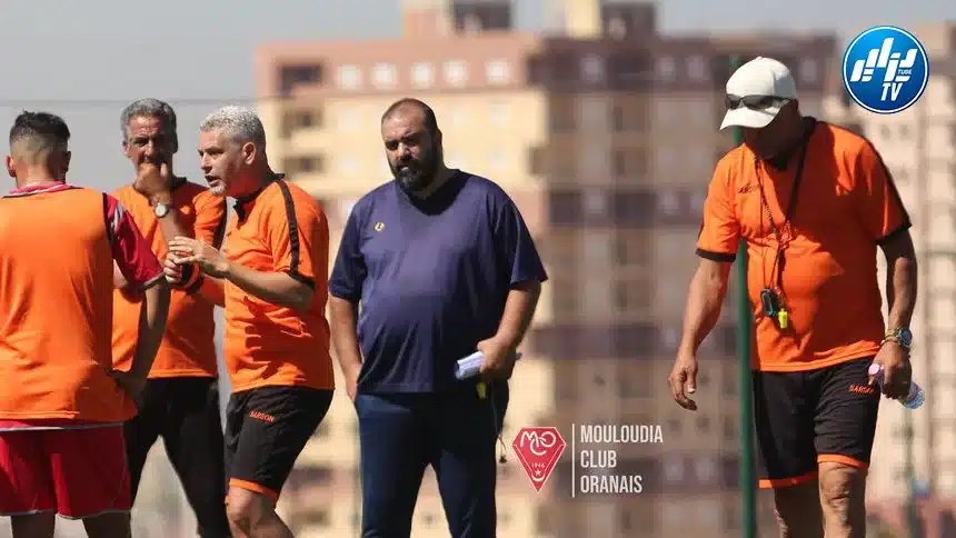 مضوي يلوّح بالاستقالة من تدريب مولودية وهران