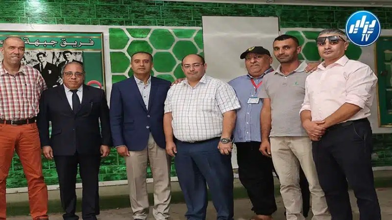 صادي يعاين المركب الأولمبي محمد بوضياف ويبدي ارتياحه لأرضية الملعب