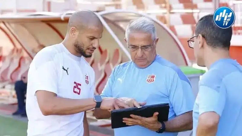 باكيتا يشعل المنافسة بين اللاعبين على مكانة أساسية