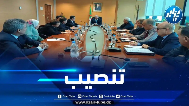 زيتوني يشرف على مراسيم تنصيب المدير العام للتجارة الخارجية