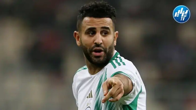 محرز: “أنا الأحق بنيل الكرة الذهبية ويجب رد الاعتبار في كان كوت ديفوار”