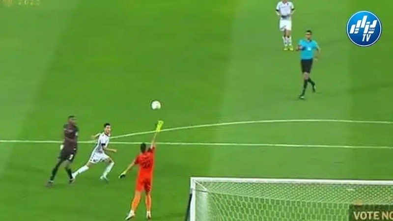 بوسليو مرشح للفوز بجائزة ”هدف العام” في إفريقيا