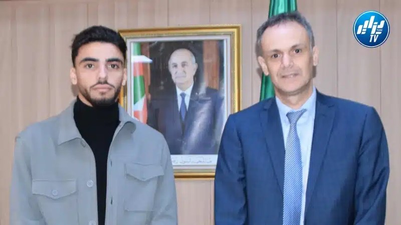 يسعى لوضع الرياضيين في أحسن الظروف قبل الأولمبياد….الوزير حماد يستقبل نائــــــب بطل العالم محمد قواند