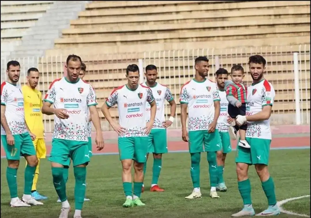 المحترف الأول : مولودية الجزائر يفوز على نجم بن عكنون و يبتعد في الصدارة