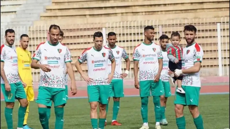 المحترف الأول : مولودية الجزائر يفوز على نجم بن عكنون و يبتعد في الصدارة