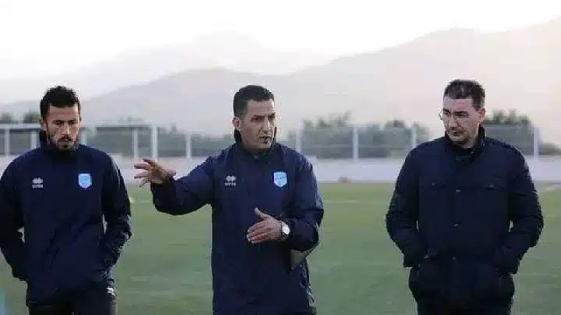 مراد كعروف مدرب أولمبيك أقبو:  “احترمنا شباب بلوزداد كثيرا وهدفنا تحقيق الصعود”