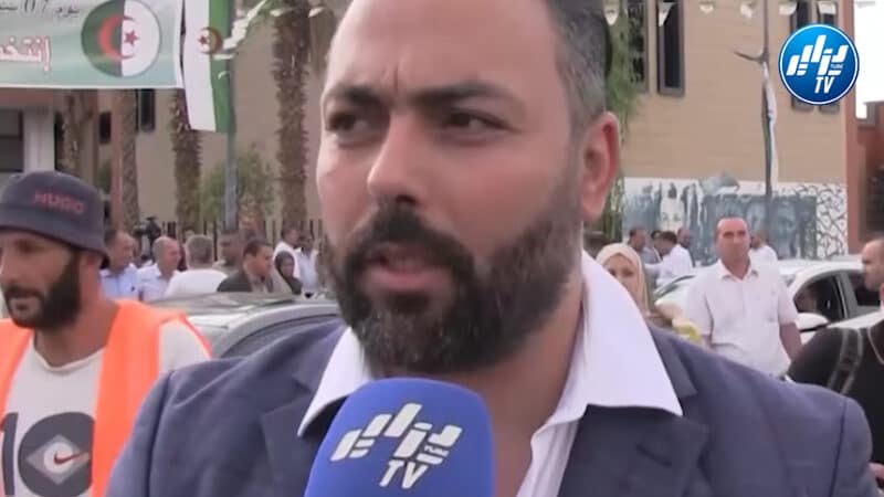 المدير الرياضي السابق لوفاق سطيف  هشام بوعود لـ “دزاير توب”:  ” الأسرة الرياضية تؤكـــد دعمها المطلق للمترشح الحر عبد المجيد تبون”