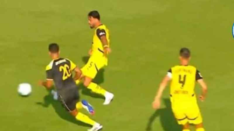 بالفيديو..خطأ دفاعي من بن سبعيني خلال مباراة فريقه صد فياريال