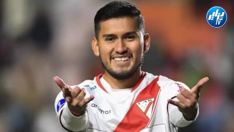 لترسيم التحاقه باتحاد العاصمة…أداليد تيرازاس يغادر تربص بولفيا ويتجّه نحو الجزائر