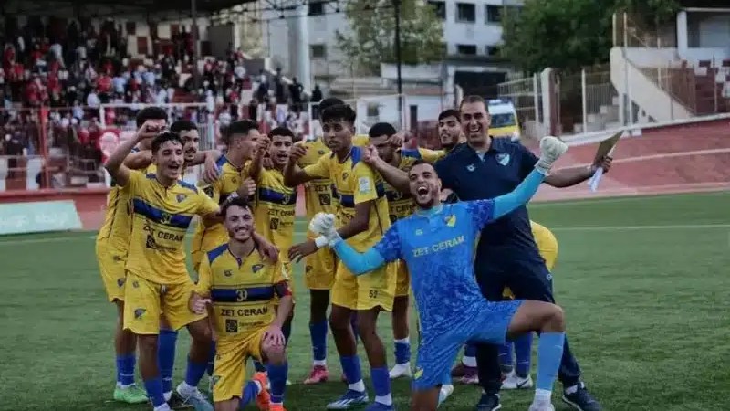 المحترف الاول : أتليتيك بارادو يفتتح موسمه بانتصار مهم على أولمبي شلف