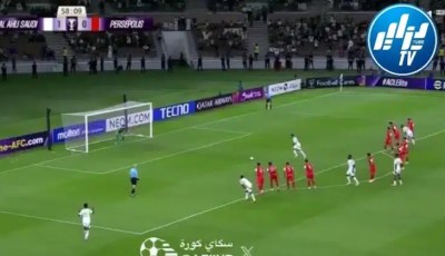 بالفيديو…اليكسيس ڨندوز يتصدى لركلة جزاء محرز
