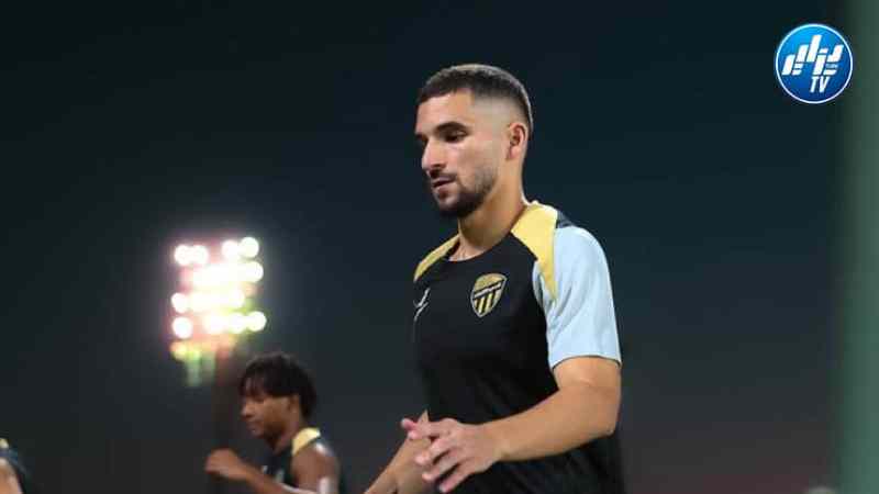 عوار يعود إلى التدريبات ويريح مدرب الاتحاد السعودي