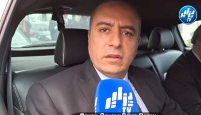 رئيس “الفـــــــــــــاف” وليد صــــادي:  “رشيد مخلوفي أسطــــــورة الكرة الجزائرية”