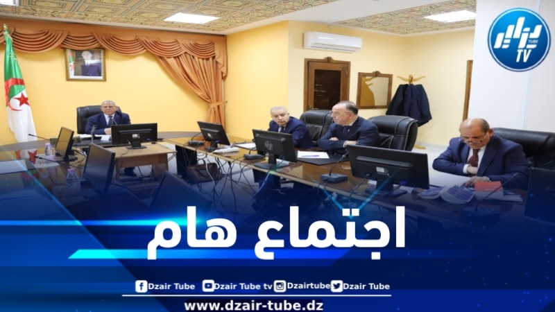 الرئيس الأول للمحكمة العليا يجتمع مع رئيس الإتحاد الوطني لمنظمات المحامين وأعضاء من الإتحاد