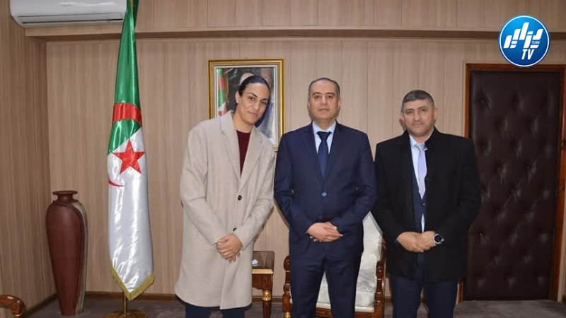 وزير الرياضة يستقبل البطلة الأولمبية إيمان خليف