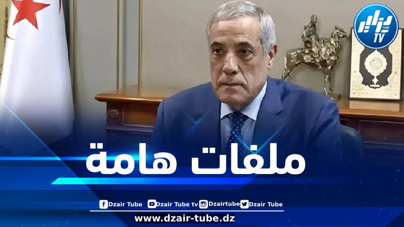 الوزير الأول يترأس اجتماعا للحكومة