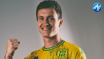 الدولي الروسي السابق أندري كانشيلسكيس:  “إغناتيف وجــــــد ظروفا أفضل في شبيبة القبائل وأتمنى له حظا سعيدا”