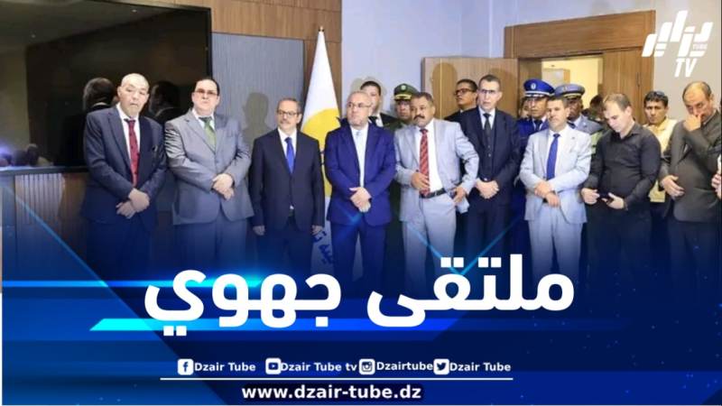 وزير الاتصال يتفقد أشغال الورشات الخاصة بالملتقى الجهوي الثالث للصحفيين والاعلاميين بورقلة