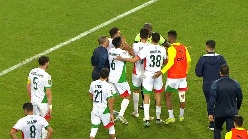 “المولودية” تقصى من ربع النهائي بشرف