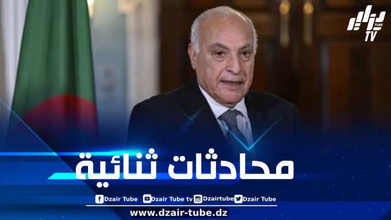 وزير الخارجية يجري محادثات ثنائية مع نظيره الفرنسي