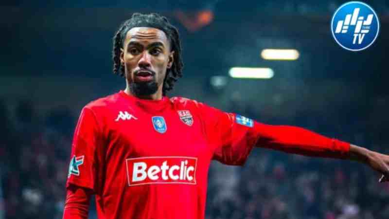 بالفيديو…لاعب جزائري يتألق في الملاعب الفرنسية