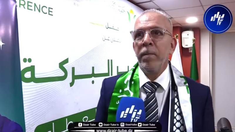 حفيظ دراجي لدزاير توب : “تأهل منتخب السيدات هو إنجاز لبناتنا..و أتمنى يبقاو مركزين على الكرة و على اللعبة فقط”
