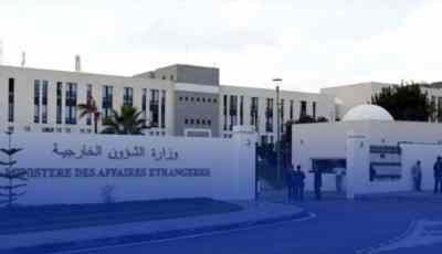 الجزائر ترفض مقترحًا فرنسيًا بشأن تسليم أو استلام المسؤولين الجزائريين المعتمدين للحقائب الدبلوماسية