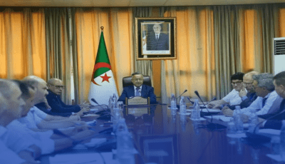 نحو تحسين خدمة النقل الجامعي في السنة الدراسية المقبلة