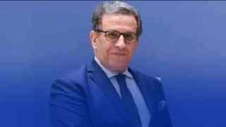 تعيين الدبلوماسي الجزائري العربي لطرش محافظا للطبعة الرابعة للمعرض التجاري الافريقي البيني 2025