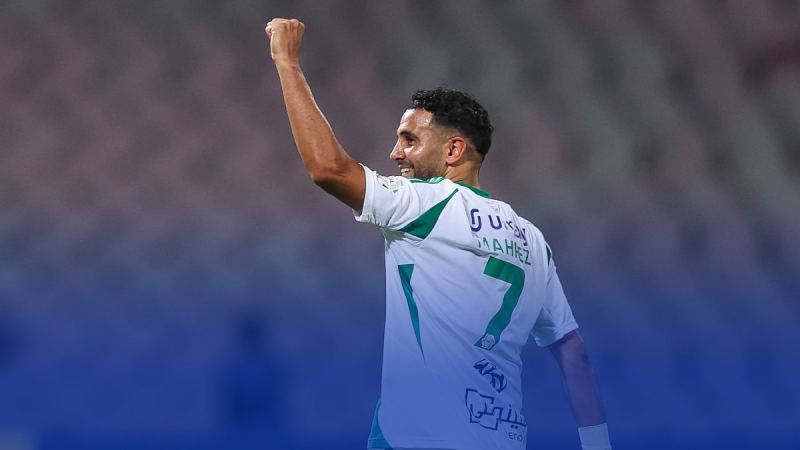 بطلب من المدرب يايلسه…الأهلي السعــــودي يبحث عن بديل لمحرز