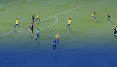 بالــــــــــــــــفيديو…هدف عطال الرائع في مرمى الغرافة