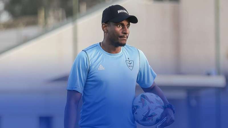 موكوينا: “هــــناك تجاوب من اللاعبين وينتظرنا عمل كبير”
