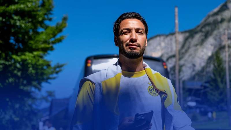 ثنائي  جزائري ضمن قائمة أكثر اللاعبين الأفارقة مشاركة مع بوروسيا دورتموند