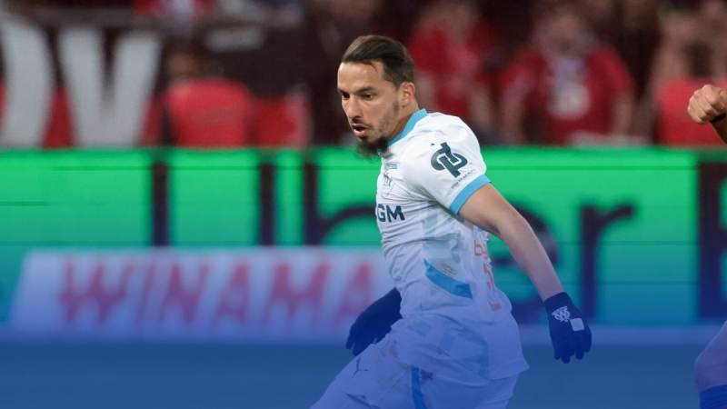 مدرب عالمي يطلب خدمات بن ناصر