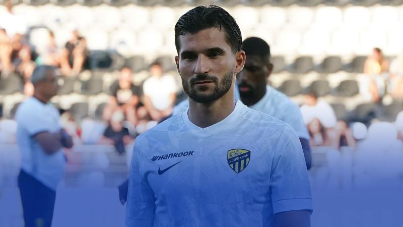 الاتحاد السعودي يفاضل بين 3 أسماء لخلافة عوار