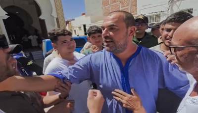 جنازة أحمد الزفزافي والد “أيقونة الريف”: ظهور استثنائي لناصر يحرّك المياه الراكدة في ملف الحراك من تحت نظام المخزن