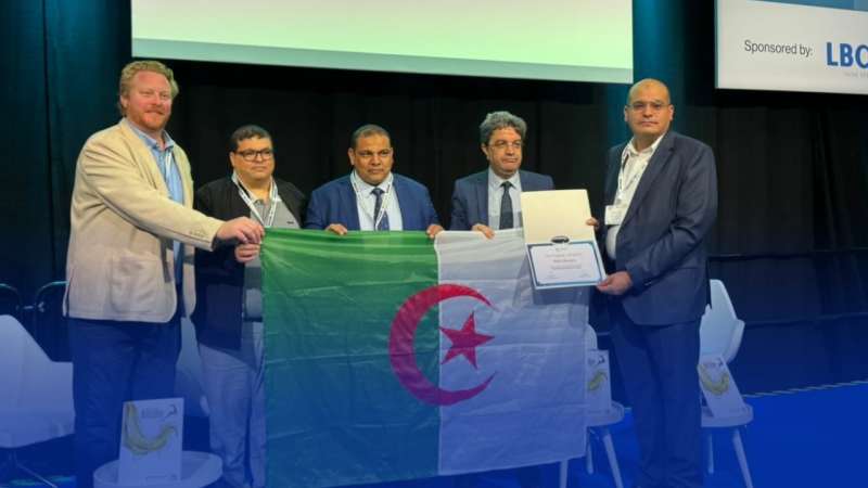 فخر الجزائر… شركة بترو بركة تتوج كأحسن منتوج إفريقي بمعرض الزيوت الصناعية والطاقات البديلة بألمانيا