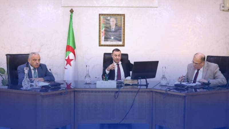 الوزير سعيود يُشرف على ورشة العصرنة والتحول الرقمي بمطار الجزائر ويشدّد على تسريع وتيرة الإنجاز