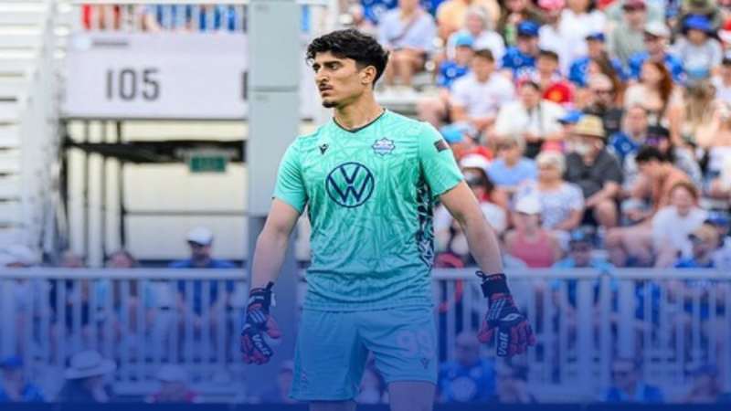 الحارس الجزائري ريان يسلي يقود تشكيلة الأسبوع في الدوري الكندي