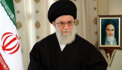 قائد الثورة الاسلامية يهنئ المنتخب الايراني للمصارعة الرومانية بعد تتويجهم ببطولة العالم