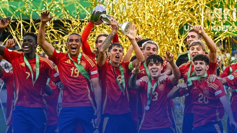 لاعب جزائري ضمن حسابات إسبانيا في مونديال الشباب
