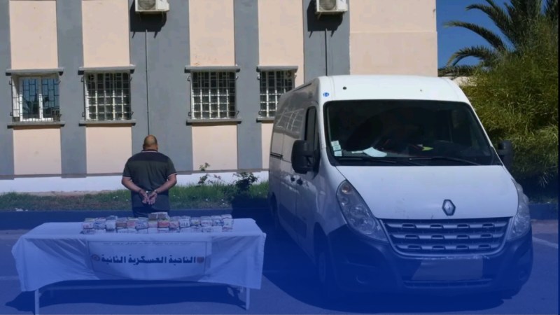 إحباط محاولات إدخال أزيد من 07 قناطير من الكيف المعالج عبر الحدود مع المغرب