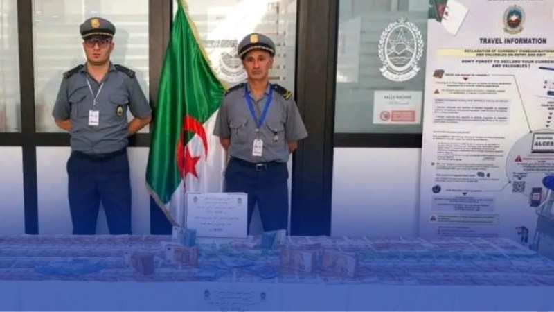 حجز 46.100 أورو غير مصرح بها بمطار بجاية الدولي