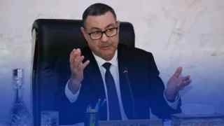 الوزير سعيود يعقد اجتماعا ثنائيا مع وزير الداخلية الإسباني