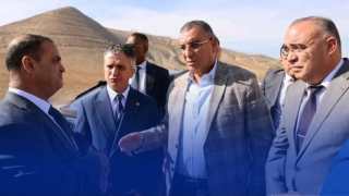 الوزير جلاوي يعاين مشروع الطريق السيار المنفذ الرابط بين ولاية معسكر والطريق السيار شرق–غرب