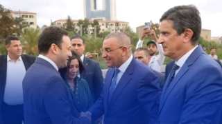 الوزير جلاوي يشرف على وضع الطريق الرابط بين 5 جويلية وخرايسية في شطريه الأول والثاني حيز الخدمة